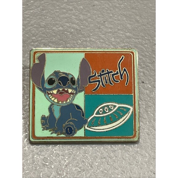 Vintage 2004 Lilo And Stitch Disney Pin Set - Picture 4 of 5